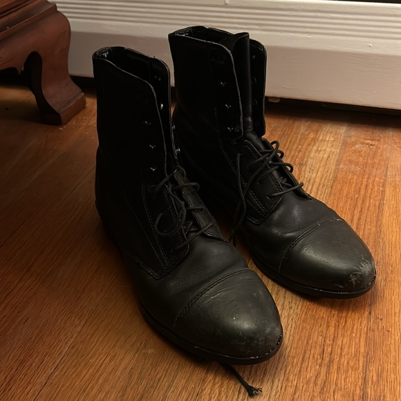 Ariat leather riding boots - Picture 2 of 4